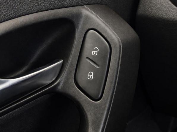 Volkswagen Polo V с пробегом 2013 года, цена 847 000 рублей, 139481 км, седан, Автокод Объявления