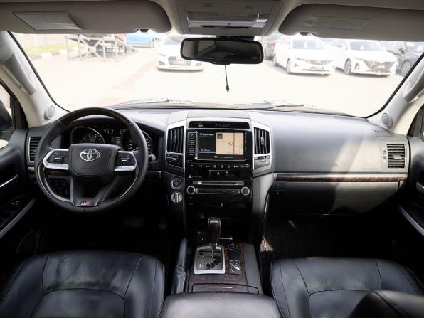 Toyota Land Cruiser 200 Series Рестайлинг 1 с пробегом 2012 года, цена 3 408 000 рублей, 352287 км, внедорожник, Автокод Объявления
