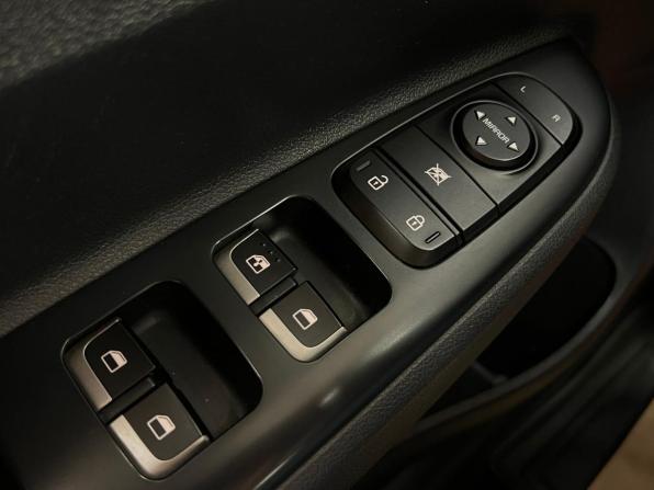 Kia Rio IV Рестайлинг с пробегом 2020 года, цена 1 665 000 рублей, 72548 км, седан, Автокод Объявления