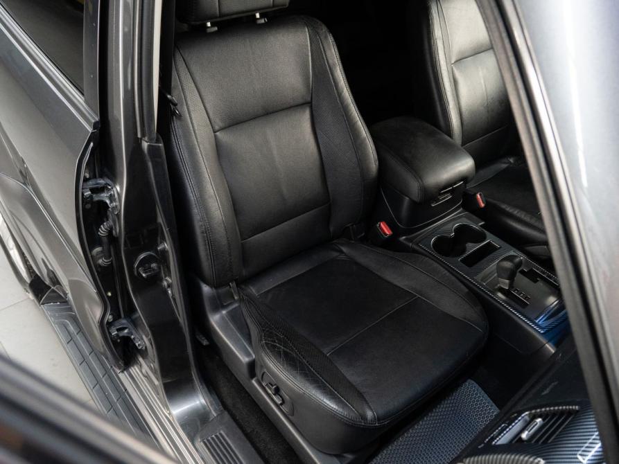 Mitsubishi Pajero IV Рестайлинг 1 Тюмень  - изображение 16