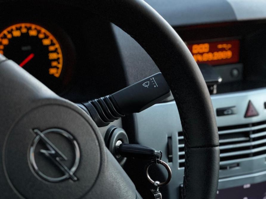 Opel Astra H Рестайлинг Архангельск  - изображение 27