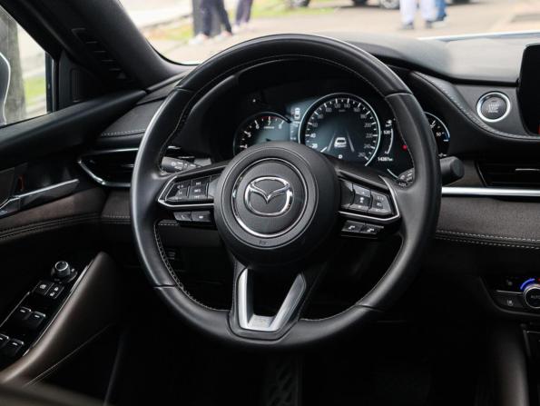 Mazda 6 III (GJ) Рестайлинг 2 с пробегом 2023 года, цена 3 050 000 рублей, 14286 км, седан, Автокод Объявления