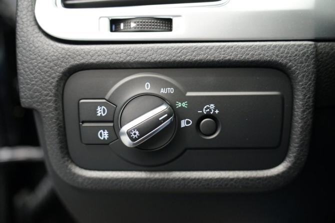 Volkswagen Touareg II Рестайлинг с пробегом 2015 года, цена 2 740 000 рублей, 239463 км, внедорожник, Автокод Объявления