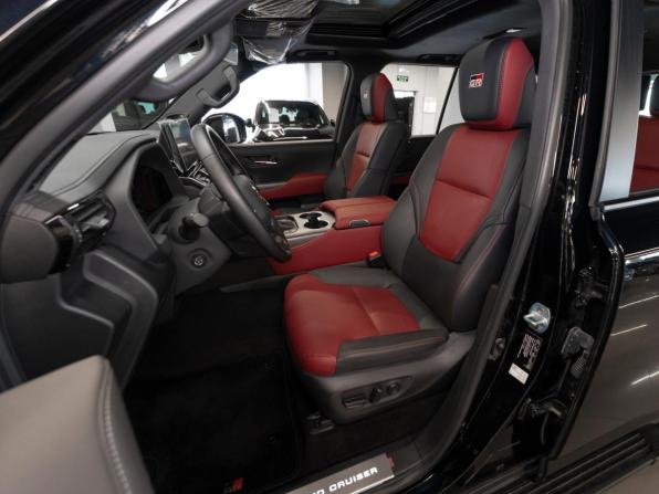 Toyota Land Cruiser 300 Series с пробегом 2025 года, цена 14 200 000 рублей, 50 км, внедорожник, Автокод Объявления