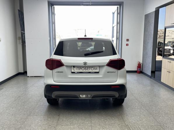 Suzuki Vitara II Рестайлинг с пробегом 2020 года, цена 1 830 000 рублей, 70500 км, внедорожник, Автокод Объявления