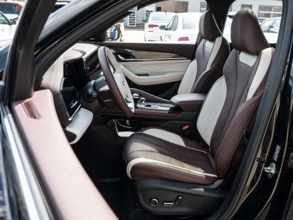 Geely Monjaro I с пробегом 2023 года, цена 3 110 000 рублей, 39583 км, внедорожник, Автокод Объявления