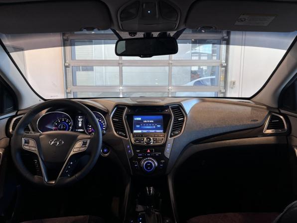 Hyundai Santa Fe III с пробегом 2012 года, цена 1 470 000 рублей, 275288 км, внедорожник, Автокод Объявления