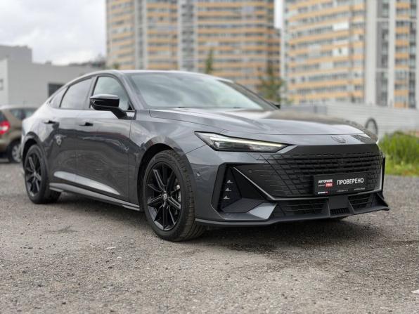 Changan UNI-V I с пробегом 2023 года, цена 2 165 000 рублей, 39100 км, лифтбек, Автокод Объявления