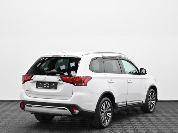 Mitsubishi Outlander III Рестайлинг 3 с пробегом 2020 года, цена 1 999 000 рублей, 287000 км, внедорожник, Автокод Объявления