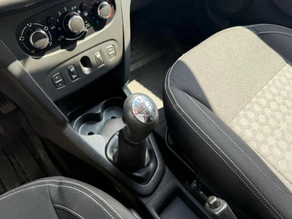 Renault Logan II с пробегом 2016 года, цена 615 940 рублей, 189009 км, седан, Автокод Объявления