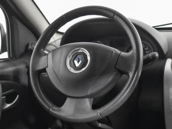 Renault Sandero I с пробегом 2013 года, цена 577 000 рублей, 198844 км, хэтчбек, Автокод Объявления