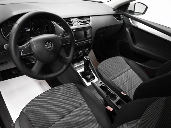 Skoda Octavia III (A7) с пробегом 2014 года, цена 975 000 рублей, 155534 км, лифтбек, Автокод Объявления