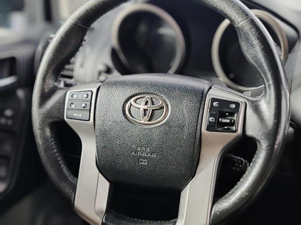 Toyota Land Cruiser Prado 150 Series с пробегом 2012 года, цена 2 299 000 рублей, 202228 км, внедорожник, Автокод Объявления