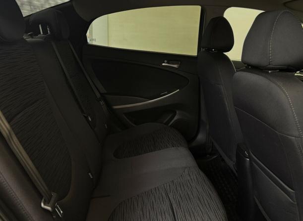 Hyundai Solaris I Рестайлинг с пробегом 2016 года, цена 950 000 рублей, 166137 км, седан, Автокод Объявления