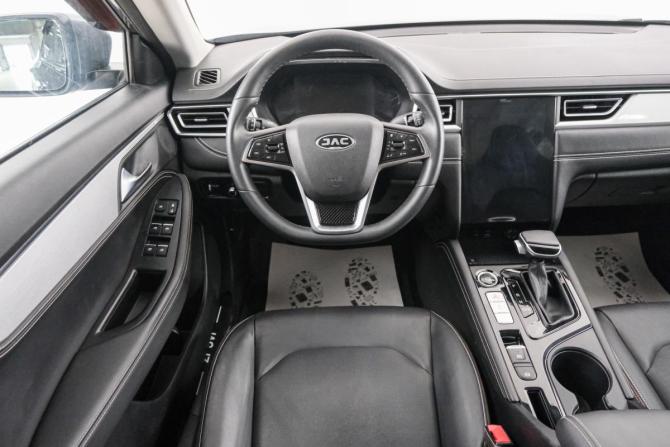 JAC J7 I с пробегом 2023 года, цена 1 499 000 рублей, 17700 км, лифтбек, Автокод Объявления