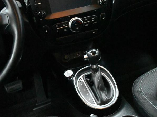 Kia Soul II Рестайлинг с пробегом 2018 года, цена 1 697 000 рублей, 82035 км, хэтчбек, Автокод Объявления