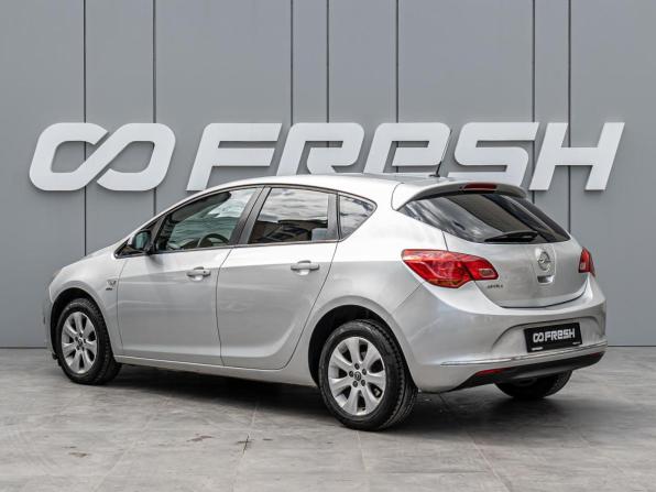 Opel Astra J Рестайлинг с пробегом 2013 года, цена 790 000 рублей, 215279 км, хэтчбек, Автокод Объявления