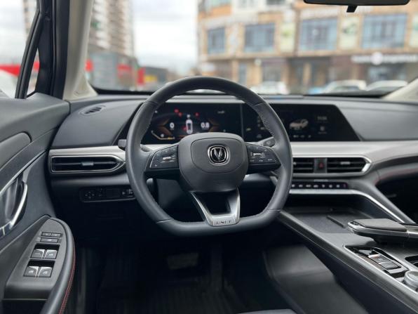 Changan UNI-T I с пробегом 2023 года, цена 2 070 000 рублей, 16141 км, внедорожник, Автокод Объявления