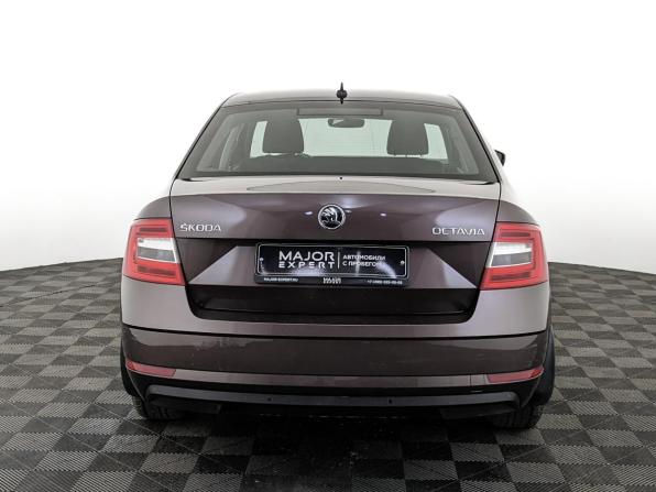 Skoda Octavia III (A7) Рестайлинг с пробегом 2018 года, цена 1 825 000 рублей, 55600 км, лифтбек, Автокод Объявления