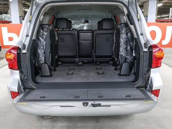 Toyota Land Cruiser 200 Series Рестайлинг 1 с пробегом 2012 года, цена 4 398 000 рублей, 138379 км, внедорожник, Автокод Объявления