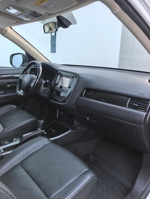 Mitsubishi Outlander III Рестайлинг 2 Санкт-Петербург  - изображение 22