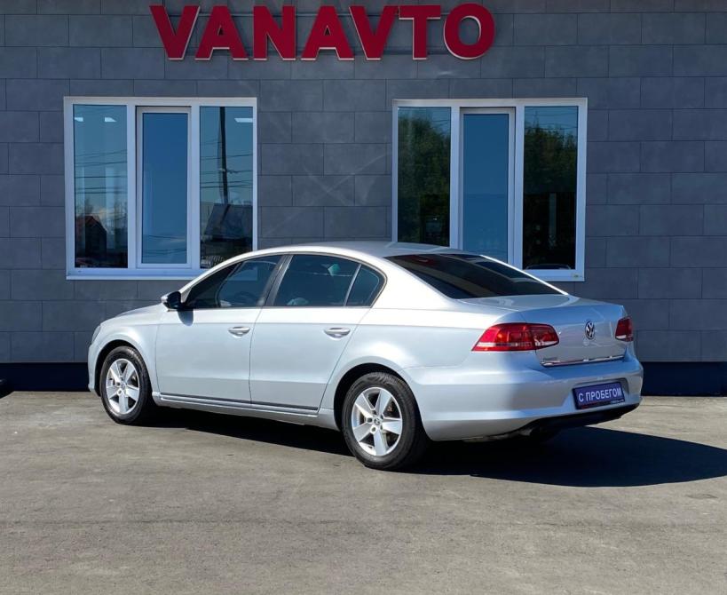 Volkswagen Passat B7 Альметьевск  - изображение 7