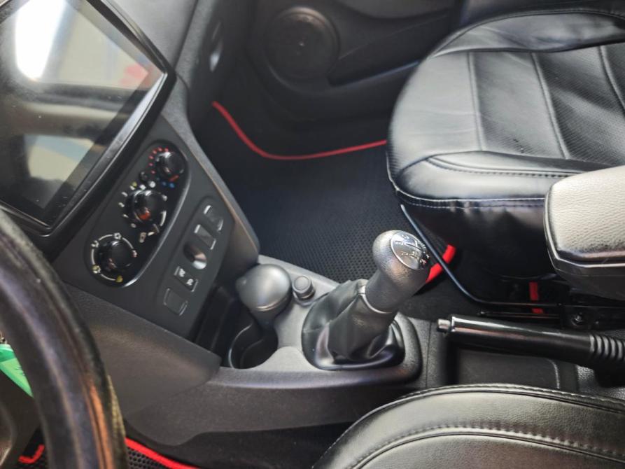 Renault Sandero II Курган  - изображение 14