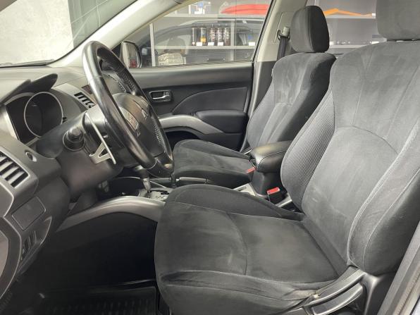 Mitsubishi Outlander II с пробегом 2008 года, цена 1 100 000 рублей, 240000 км, внедорожник, Автокод Объявления