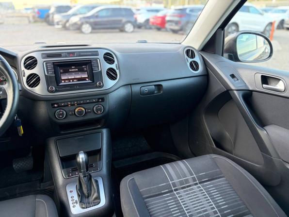Volkswagen Tiguan I Рестайлинг с пробегом 2016 года, цена 1 095 000 рублей, 241000 км, внедорожник, Автокод Объявления