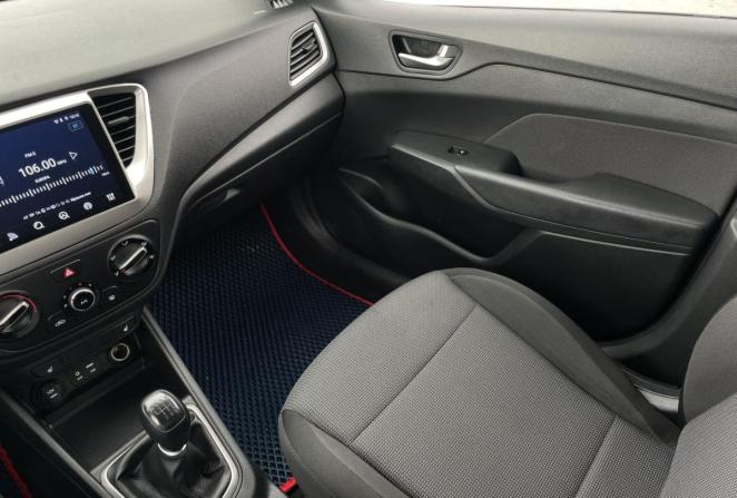 Hyundai Solaris II с пробегом 2018 года, цена 1 210 000 рублей, 121441 км, седан, Автокод Объявления
