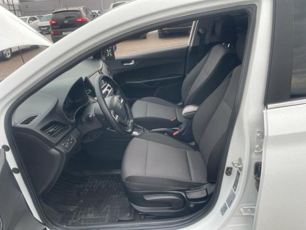 Hyundai Solaris II Рестайлинг с пробегом 2020 года, цена 1 559 000 рублей, 133437 км, седан, Автокод Объявления