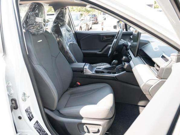 Toyota RAV4 VI (XA60) с пробегом 2025 года, цена 3 990 000 рублей, 17 км, внедорожник, Автокод Объявления