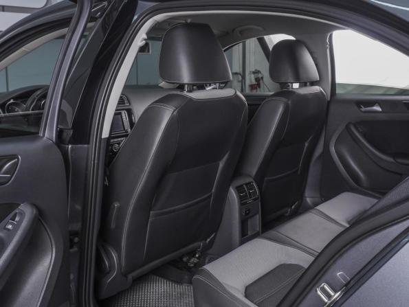 Volkswagen Jetta VI Рестайлинг с пробегом 2016 года, цена 1 899 000 рублей, 85226 км, седан, Автокод Объявления