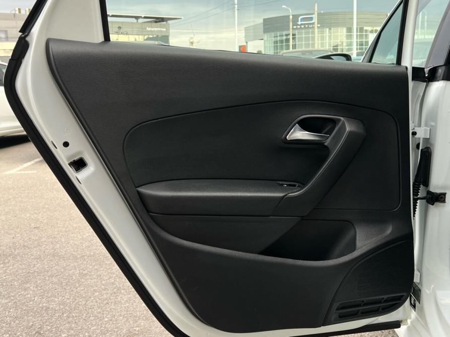 Volkswagen Polo V Рестайлинг Волгоград  - изображение 14