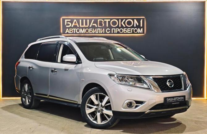 Nissan Pathfinder IV с пробегом 2015 года, цена 1 935 000 рублей, 142845 км, внедорожник, Автокод Объявления
