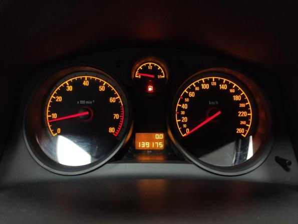 Opel Astra H Рестайлинг с пробегом 2012 года, цена 700 000 рублей, 132000 км, универсал, Автокод Объявления