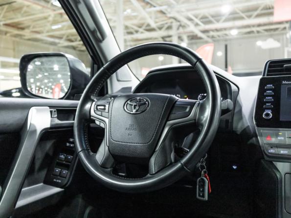 Toyota Land Cruiser Prado 150 Series Рестайлинг 3 с пробегом 2021 года, цена 5 599 777 рублей, 34592 км, внедорожник, Автокод Объявления