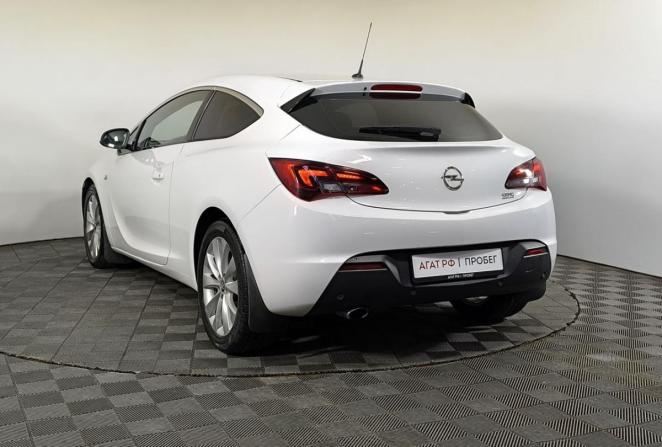 Opel Astra J Рестайлинг с пробегом 2013 года, цена 790 000 рублей, 150927 км, хэтчбек, Автокод Объявления