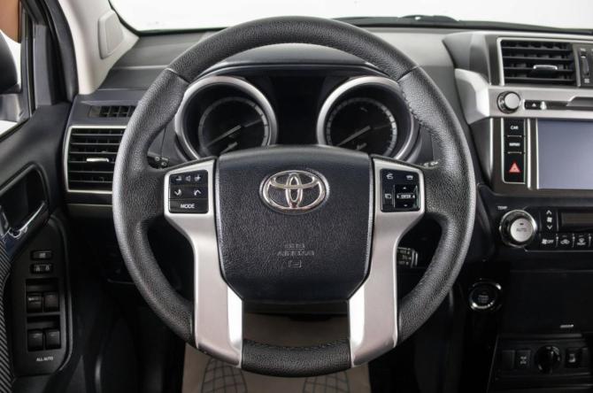 Toyota Land Cruiser Prado 150 Series Рестайлинг 1 с пробегом 2016 года, цена 3 499 000 рублей, 213060 км, внедорожник, Автокод Объявления