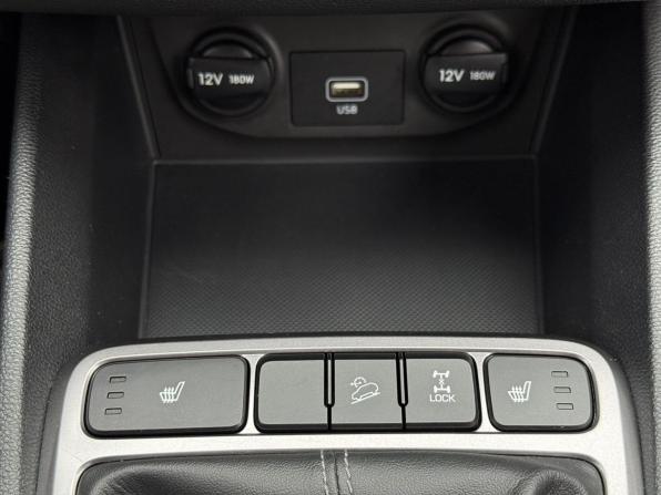Hyundai Creta I Рестайлинг с пробегом 2021 года, цена 2 120 000 рублей, 35936 км, внедорожник, Автокод Объявления