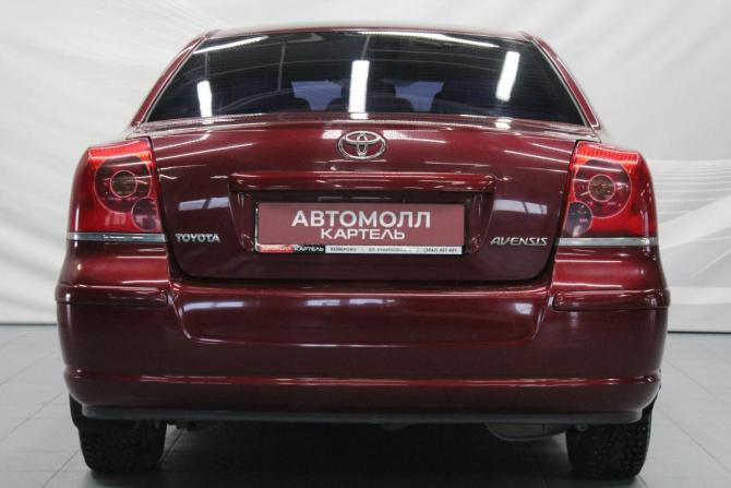 Toyota Avensis II с пробегом 2005 года, цена 719 000 рублей, 318000 км, седан, Автокод Объявления