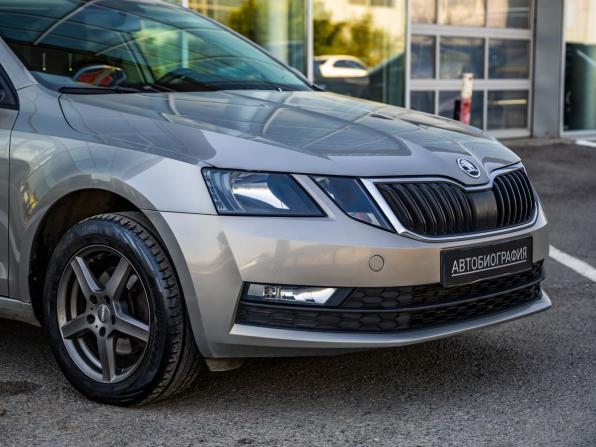 Skoda Octavia III (A7) Рестайлинг с пробегом 2017 года, цена 1 409 000 рублей, 163959 км, лифтбек, Автокод Объявления