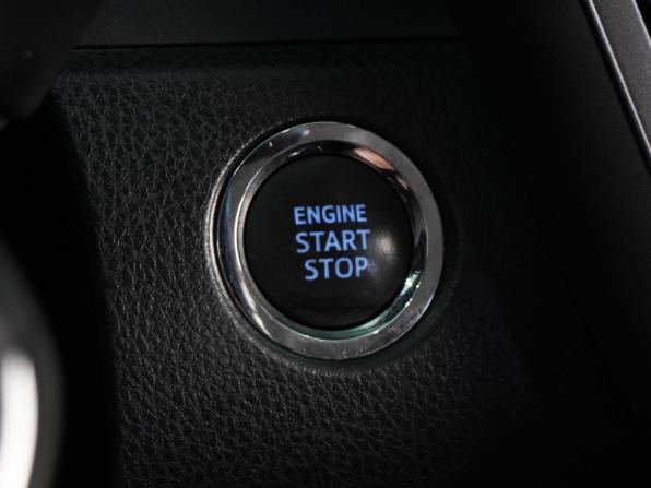 Toyota Camry VIII (XV70) с пробегом 2021 года, цена 2 849 000 рублей, 73226 км, седан, Автокод Объявления