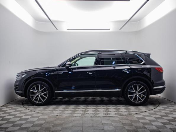 Volkswagen Touareg III с пробегом 2019 года, цена 5 295 000 рублей, 130397 км, внедорожник, Автокод Объявления