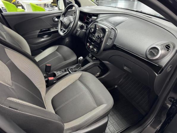 Renault Kaptur I Рестайлинг с пробегом 2021 года, цена 1 548 000 рублей, 94563 км, внедорожник, Автокод Объявления