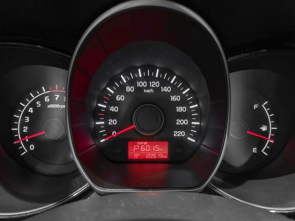 Kia Rio III Рестайлинг с пробегом 2017 года, цена 1 119 142 рубля, 122619 км, седан, Автокод Объявления