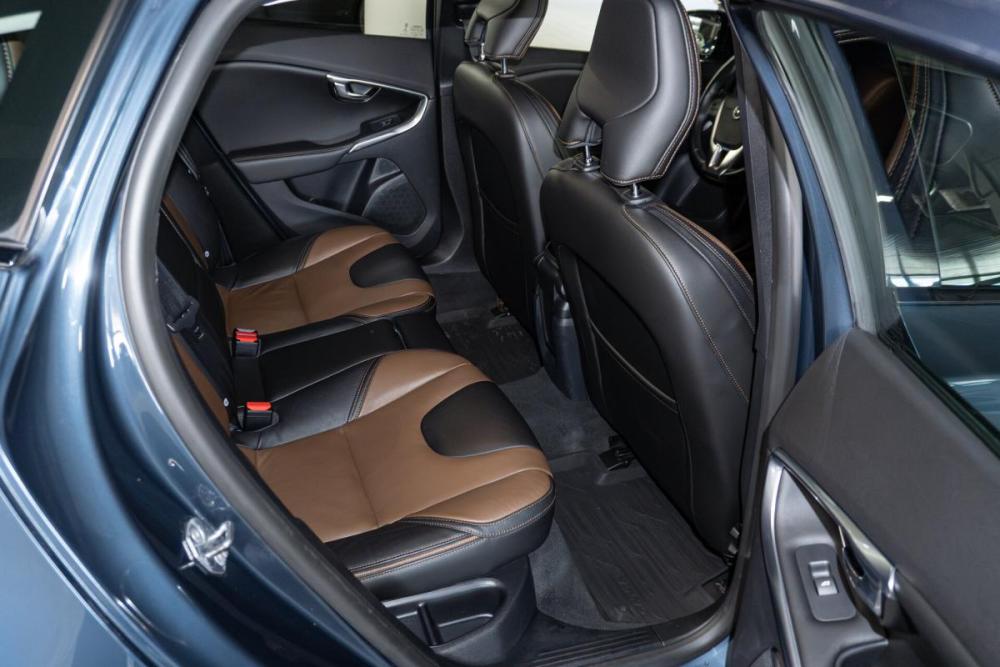 Volvo V40 Cross Country I Рестайлинг Санкт-Петербург  - изображение 7