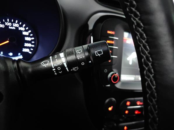 Kia Soul II Рестайлинг с пробегом 2017 года, цена 1 225 000 рублей, 214100 км, хэтчбек, Автокод Объявления