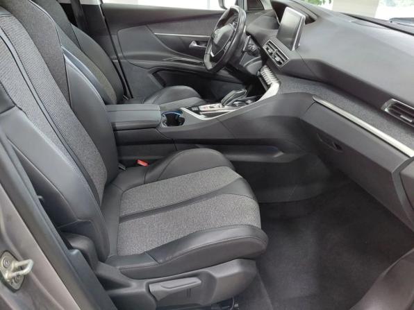 Peugeot 5008 II с пробегом 2018 года, цена 1 900 000 рублей, 100119 км, внедорожник, Автокод Объявления