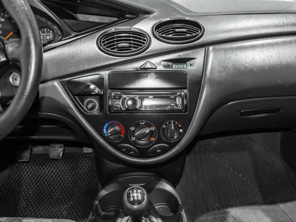 Ford Focus I с пробегом 2001 года, цена 203 531 рубль, 120135 км, хэтчбек, Автокод Объявления